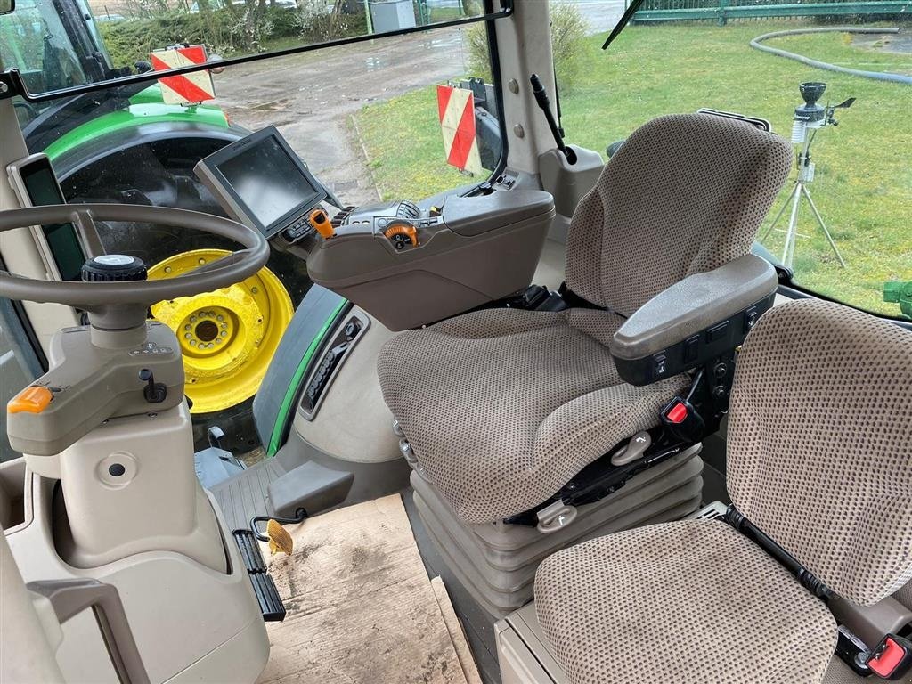 Traktor tip John Deere 8370R 2020. E23. Starfire GPS. Premium Edition. Front lift. Alle service passet hos John Deere. Ring til Ulrik på 40255544. Jeg snakker Jysk., Gebrauchtmaschine in Kolding (Poză 5)