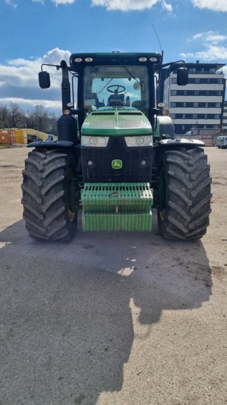 Traktor del tipo John Deere 8370R Auto Steer klar. Luft bremser, 5 x SCV, affjedret foraksel. Mange paa lager. Ring til Ulrik 0045-40255544, Gebrauchtmaschine en Kolding (Imagen 4)