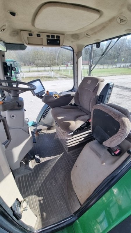 Traktor typu John Deere 8370R Auto Steer klar. Luft bremser, 5 x SCV, affjedret foraksel. Mange paa lager. Ring til Ulrik 0045-40255544, Gebrauchtmaschine v Kolding (Obrázok 6)