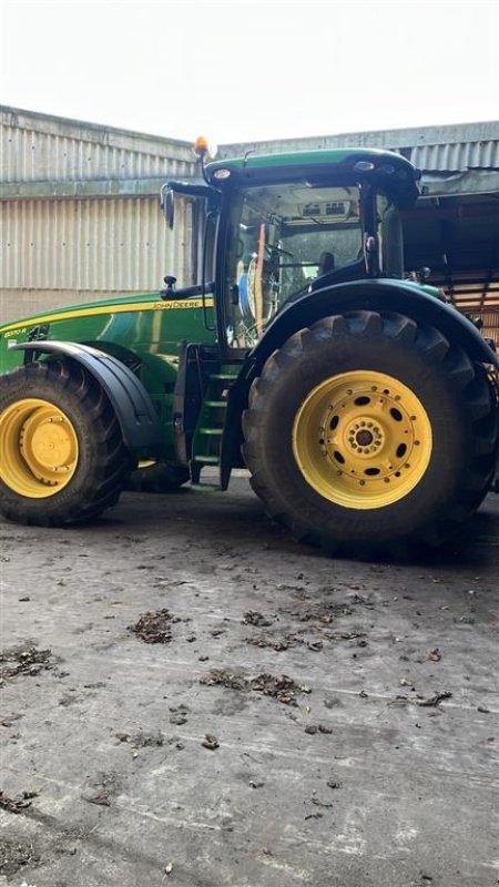 Traktor of the type John Deere 8370R Auto Trac ready. Front lift. Auto Power. TLS. Ring til Ulrik på 40255544. Jeg snakker Jysk, tysk og engelsk., Gebrauchtmaschine in Kolding (Picture 3)