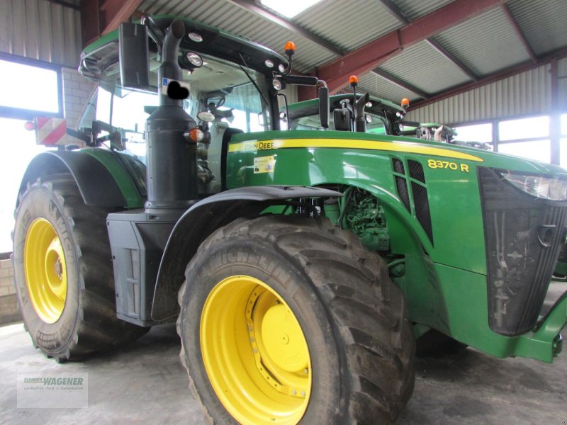 Traktor typu John Deere 8370R  e23-50, Neumaschine w Bad Wildungen - Wega