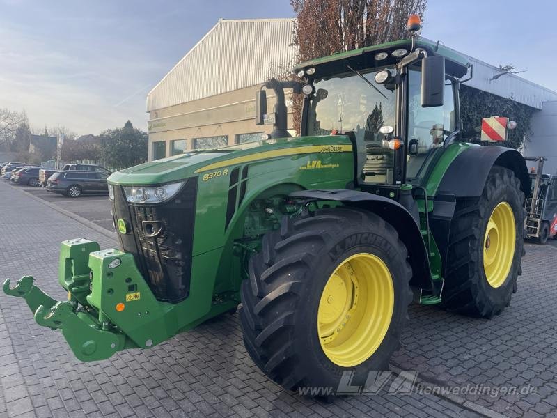 Traktor des Typs John Deere 8370R E23 PowerShift, Gebrauchtmaschine in Sülzetal OT Altenweddingen (Bild 2)