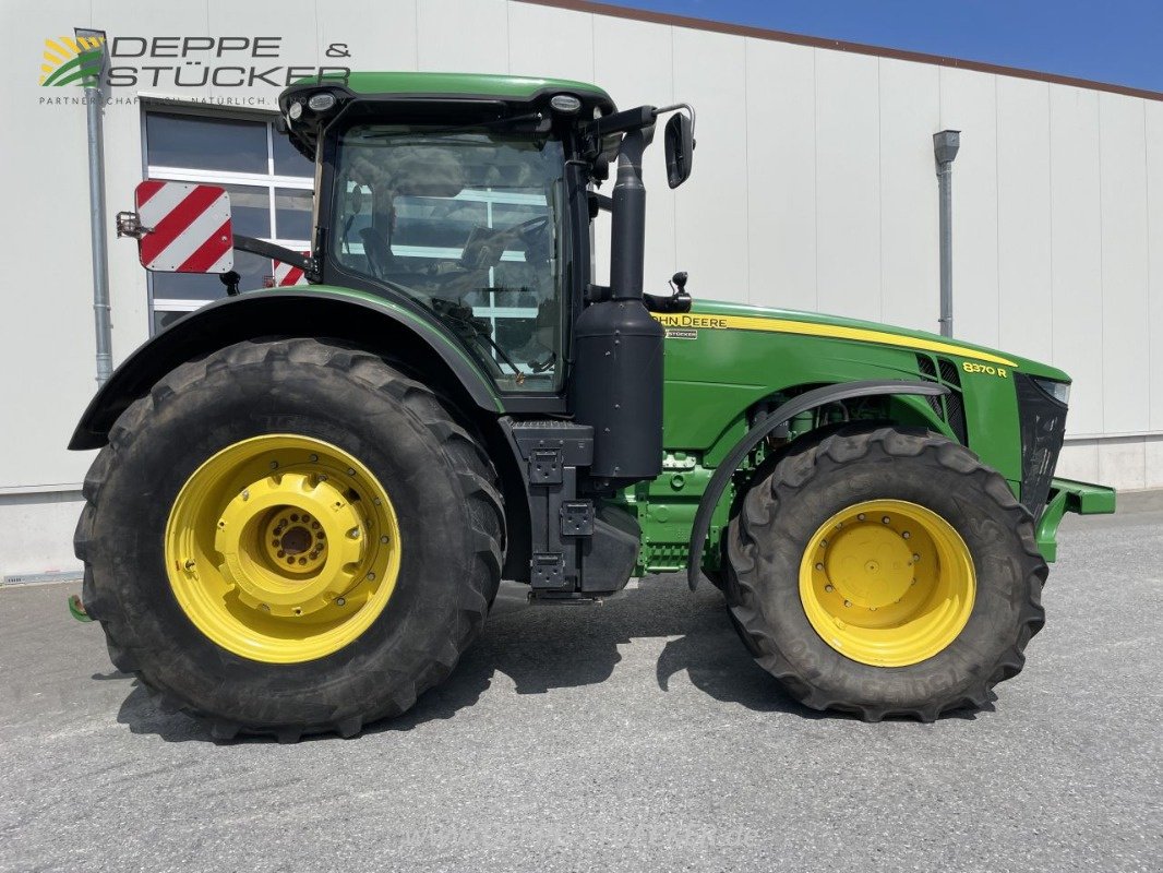 Traktor typu John Deere 8370R E23, Gebrauchtmaschine w Rietberg (Zdjęcie 4)