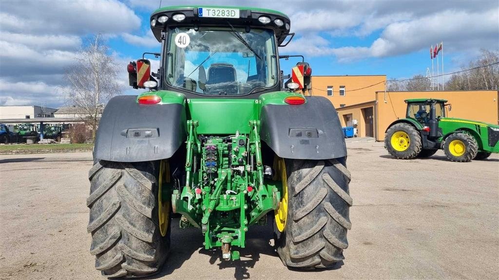 Traktor типа John Deere 8370R GPS klar. Stor monitor 4600 ( 10" ). Luftbremser. AutoPower. Ring til Ulrik på +45-40255544. Jeg snakker Jysk., Gebrauchtmaschine в Kolding (Фотография 5)