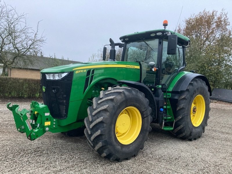 Traktor des Typs John Deere 8370R Premium, Gebrauchtmaschine in Aabenraa