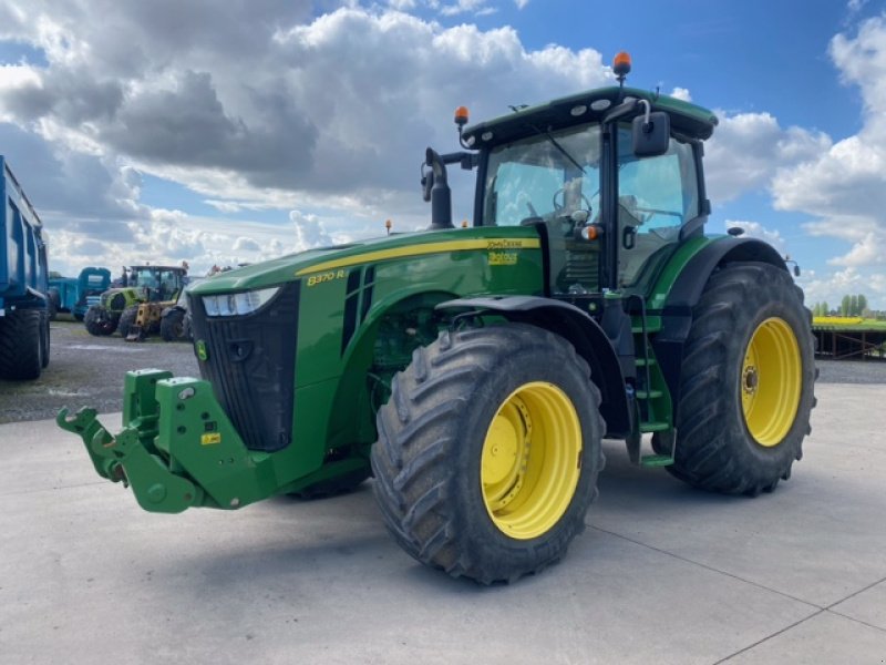 Traktor typu John Deere 8370R, Gebrauchtmaschine w Richebourg (Zdjęcie 1)