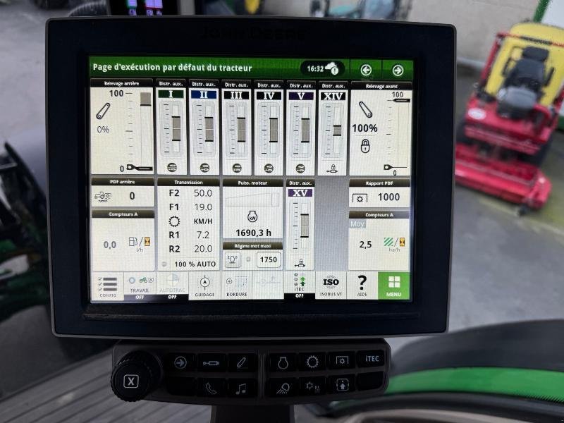 Traktor типа John Deere 8370R, Gebrauchtmaschine в Wargnies Le Grand (Фотография 11)