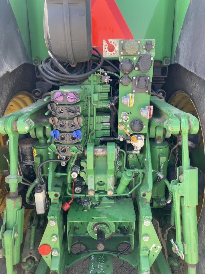 Traktor типа John Deere 8370R, Gebrauchtmaschine в Bramming (Фотография 5)