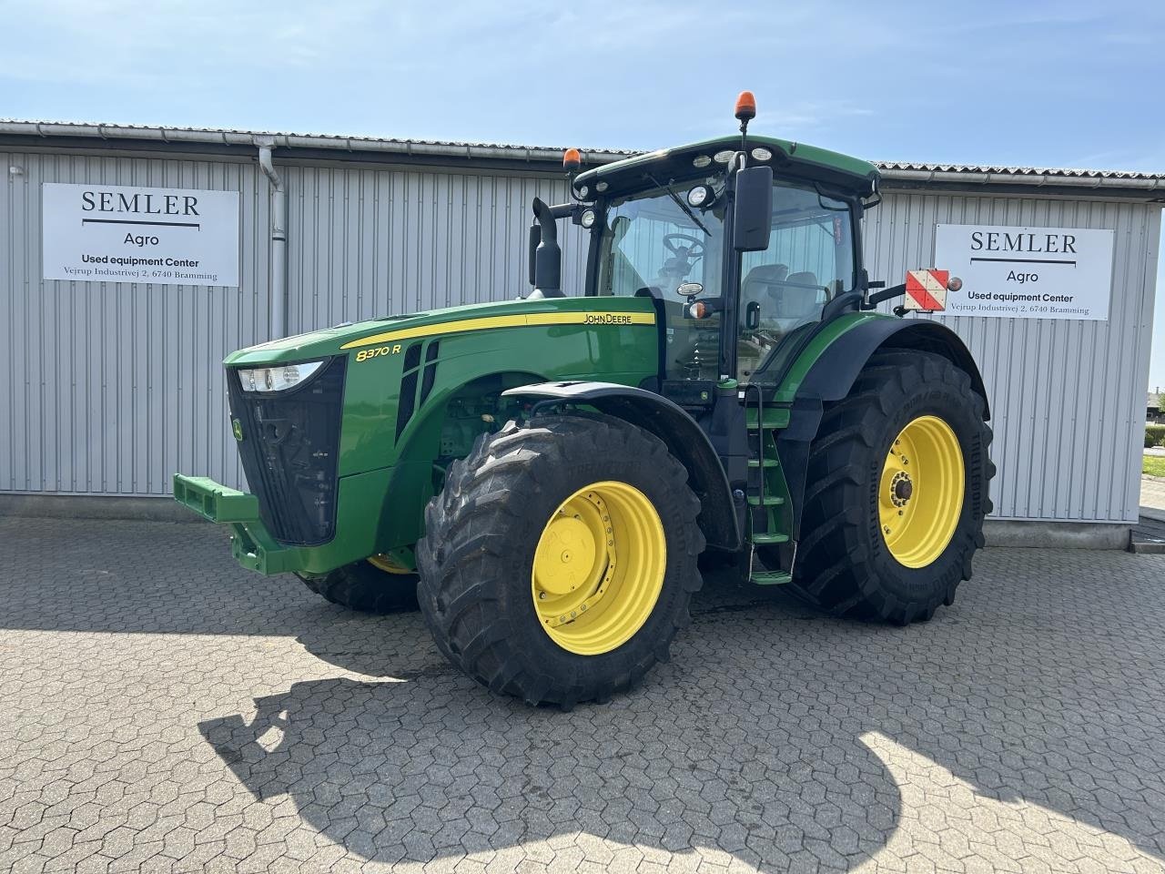 Traktor a típus John Deere 8370R, Gebrauchtmaschine ekkor: Bramming (Kép 1)