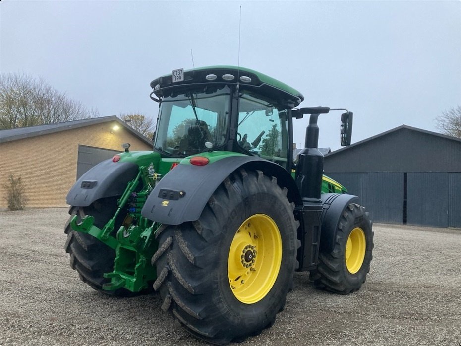 Traktor of the type John Deere 8370R, Gebrauchtmaschine in Aabenraa (Picture 4)