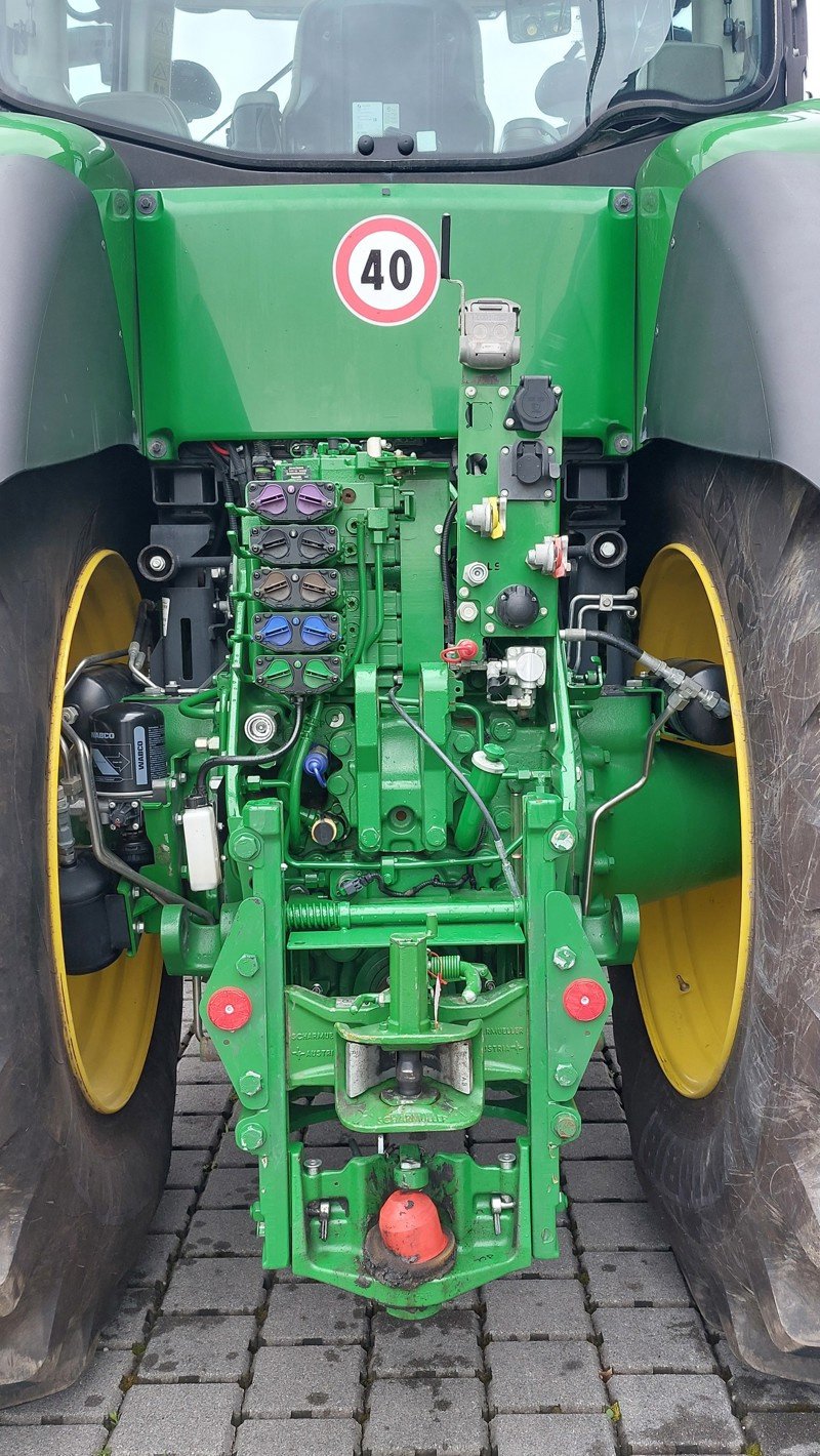 Traktor des Typs John Deere 8370R, Gebrauchtmaschine in Ersingen (Bild 7)