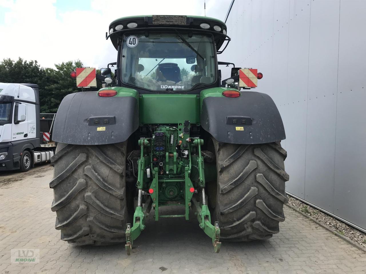 Traktor des Typs John Deere 8370R, Gebrauchtmaschine in Alt-Mölln (Bild 3)