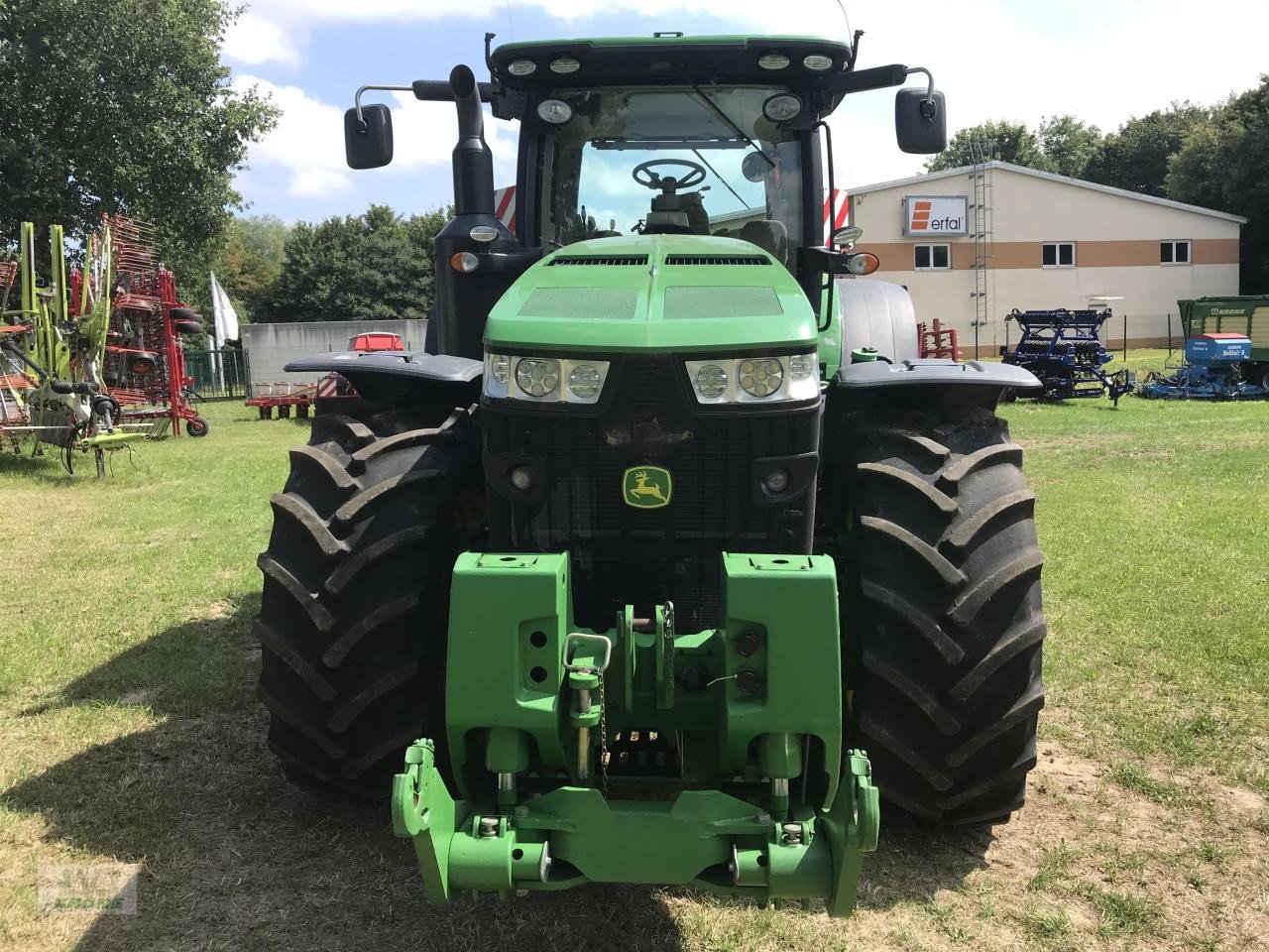 Traktor от тип John Deere 8370R, Gebrauchtmaschine в Alt-Mölln (Снимка 3)