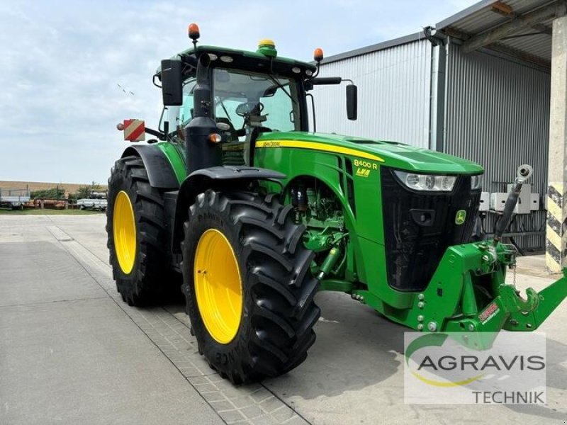 Traktor van het type John Deere 8400 R, Gebrauchtmaschine in Seelow (Foto 8)