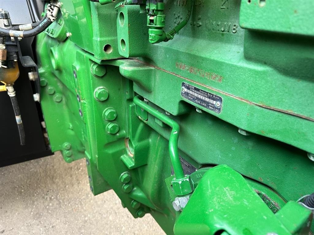 Traktor a típus John Deere 8400R E23. StarFire 6000 antenne. AutoTrack. Ring for video og mere info til Ulrik på 40255544. Jeg snakker Jysk., Gebrauchtmaschine ekkor: Kolding (Kép 6)