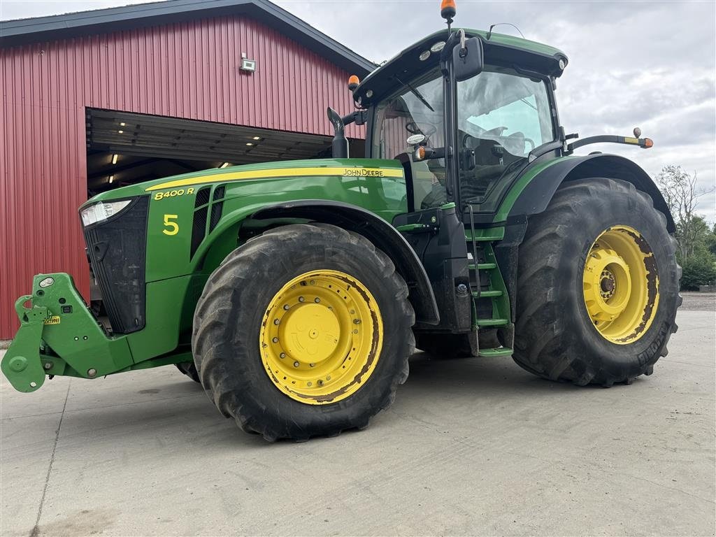 Traktor tipa John Deere 8400R med ny motor, Gebrauchtmaschine u Ringe (Slika 1)