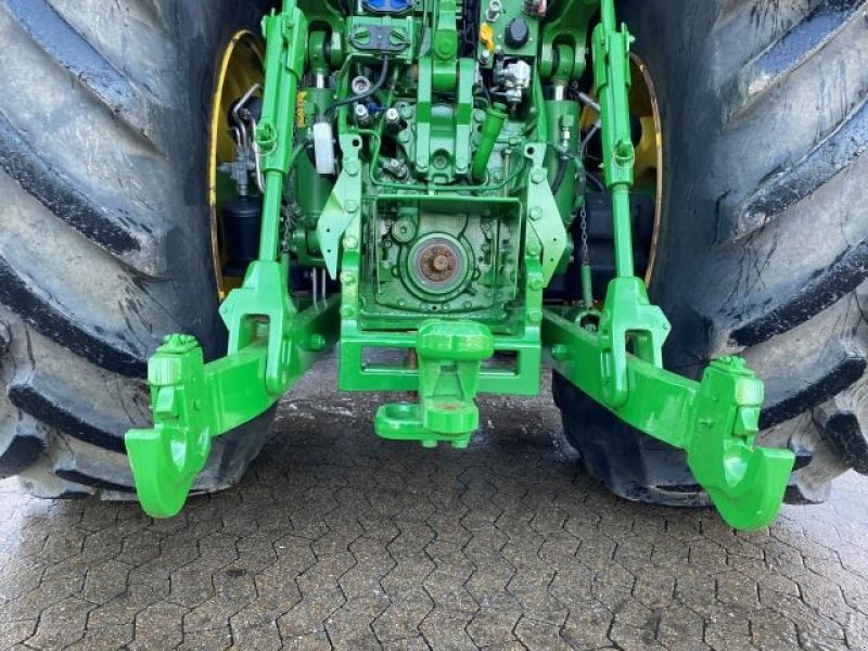 Traktor des Typs John Deere 8400R, Gebrauchtmaschine in Næstved (Bild 2)