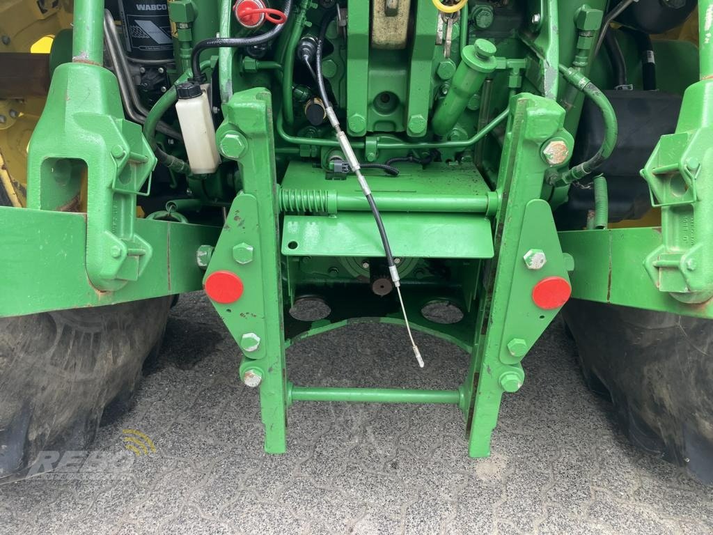 Traktor от тип John Deere 8400R, Gebrauchtmaschine в Albersdorf (Снимка 4)