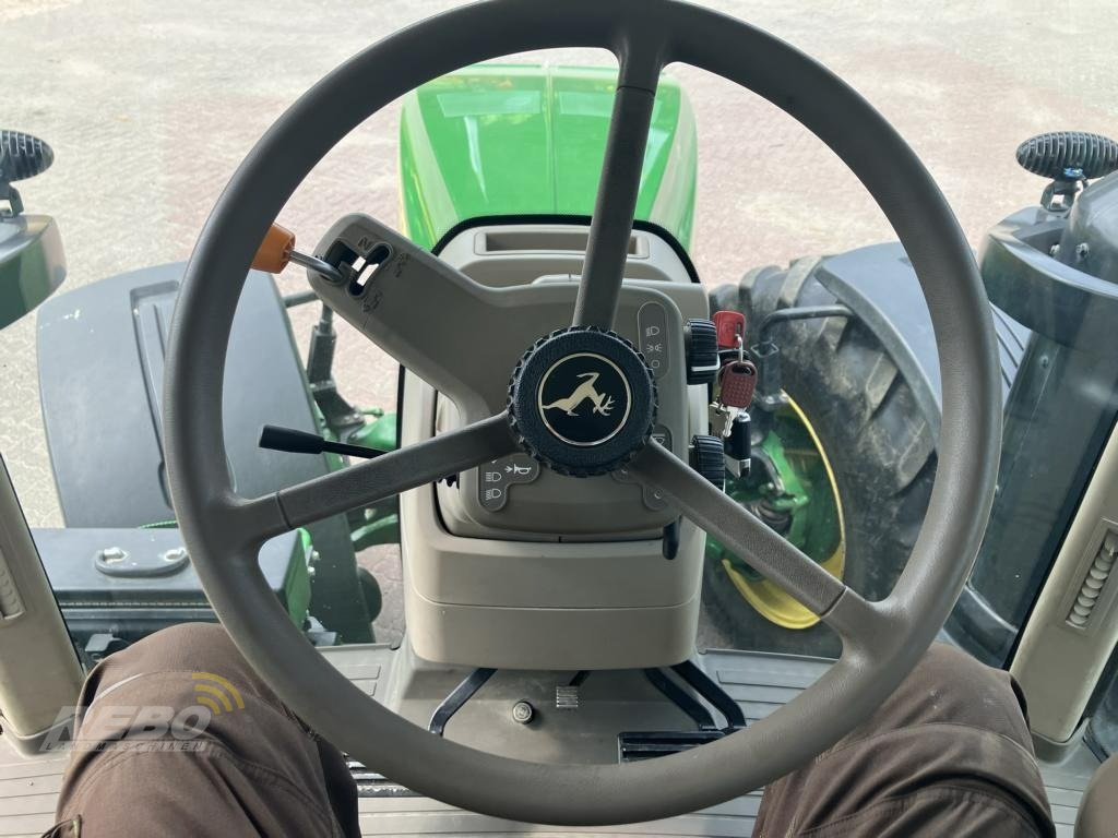 Traktor Türe ait John Deere 8400R, Gebrauchtmaschine içinde Albersdorf (resim 15)