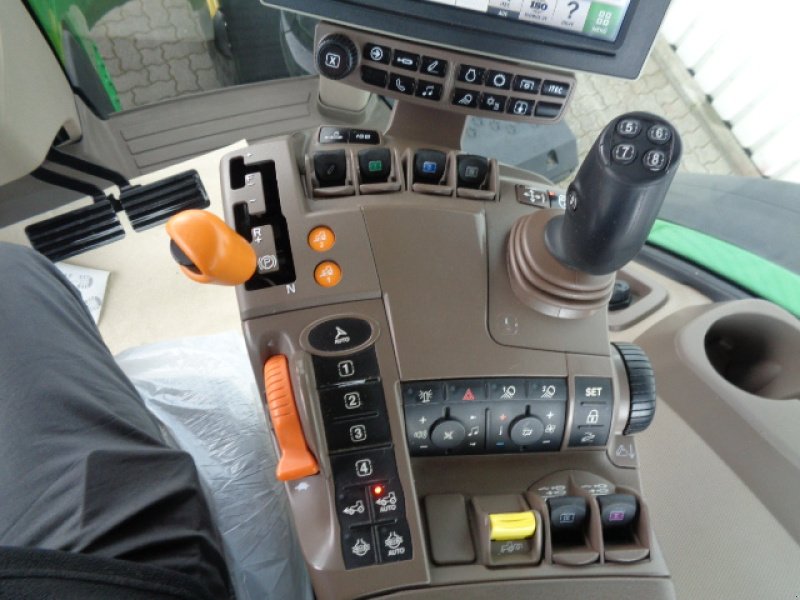 Traktor del tipo John Deere 8400R, Gebrauchtmaschine en Holle- Grasdorf (Imagen 18)