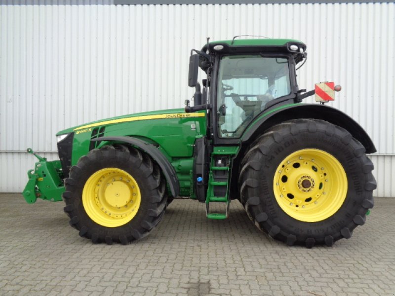 Traktor van het type John Deere 8400R, Gebrauchtmaschine in Holle- Grasdorf (Foto 1)