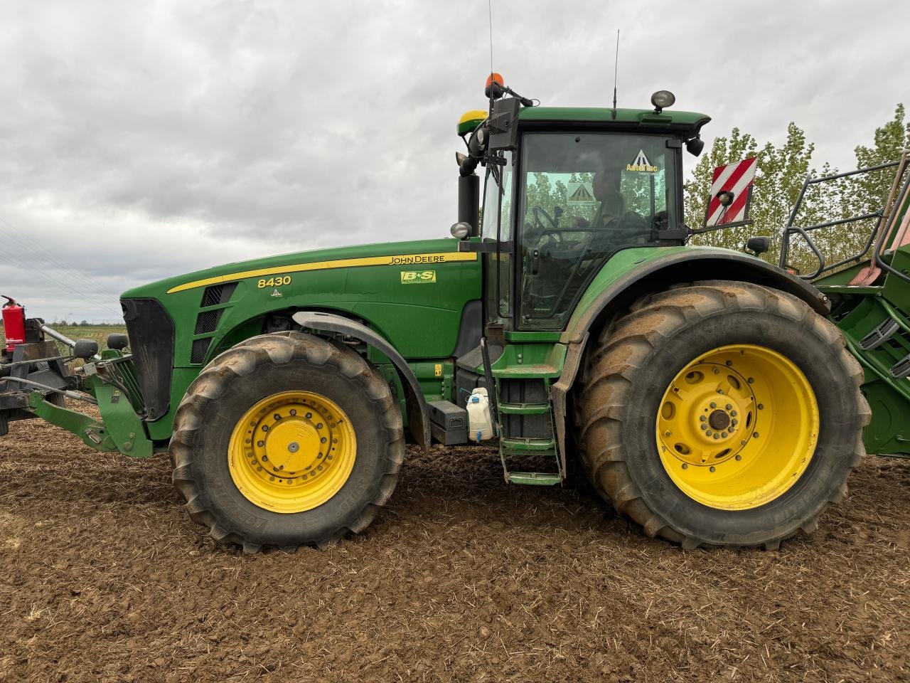 Traktor от тип John Deere 8430 Autopower, Gebrauchtmaschine в Könnern (Снимка 1)