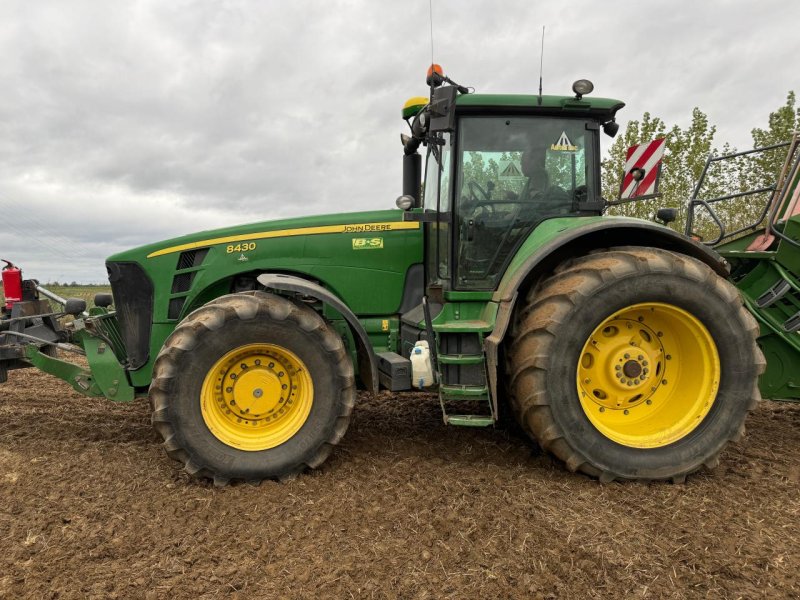 Traktor des Typs John Deere 8430 Autopower, Gebrauchtmaschine in Könnern (Bild 1)