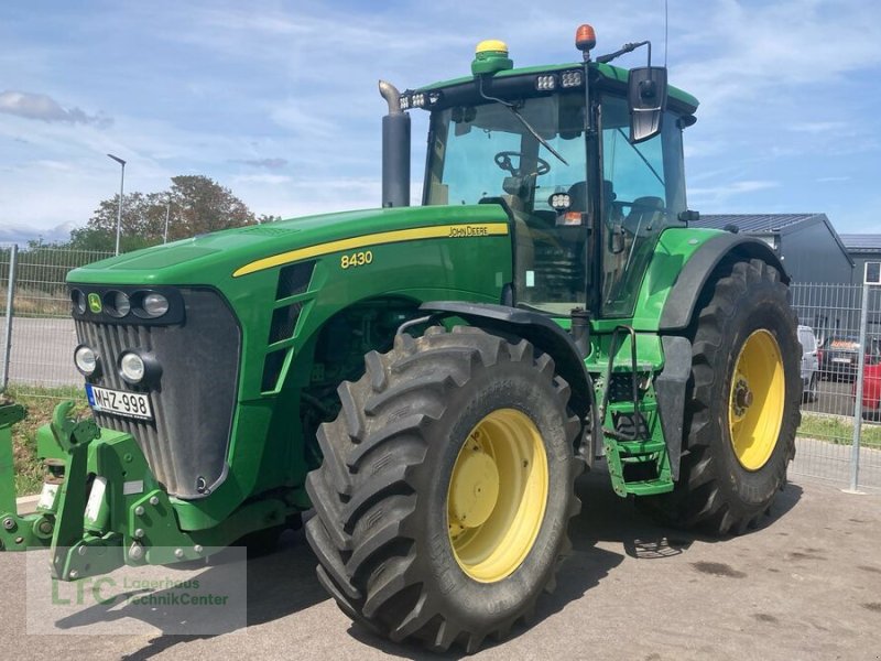 Traktor Türe ait John Deere 8430, Gebrauchtmaschine içinde Eggendorf (resim 1)