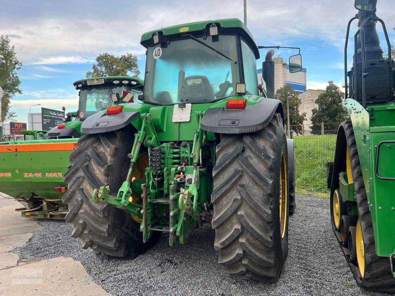 Traktor des Typs John Deere 8520 PowrShift, Gebrauchtmaschine in Prenzlau (Bild 3)