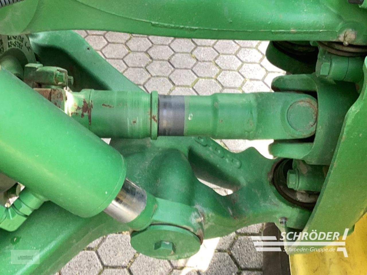 Traktor от тип John Deere 8R 310 AUTOPOWER, Gebrauchtmaschine в Wildeshausen (Снимка 14)