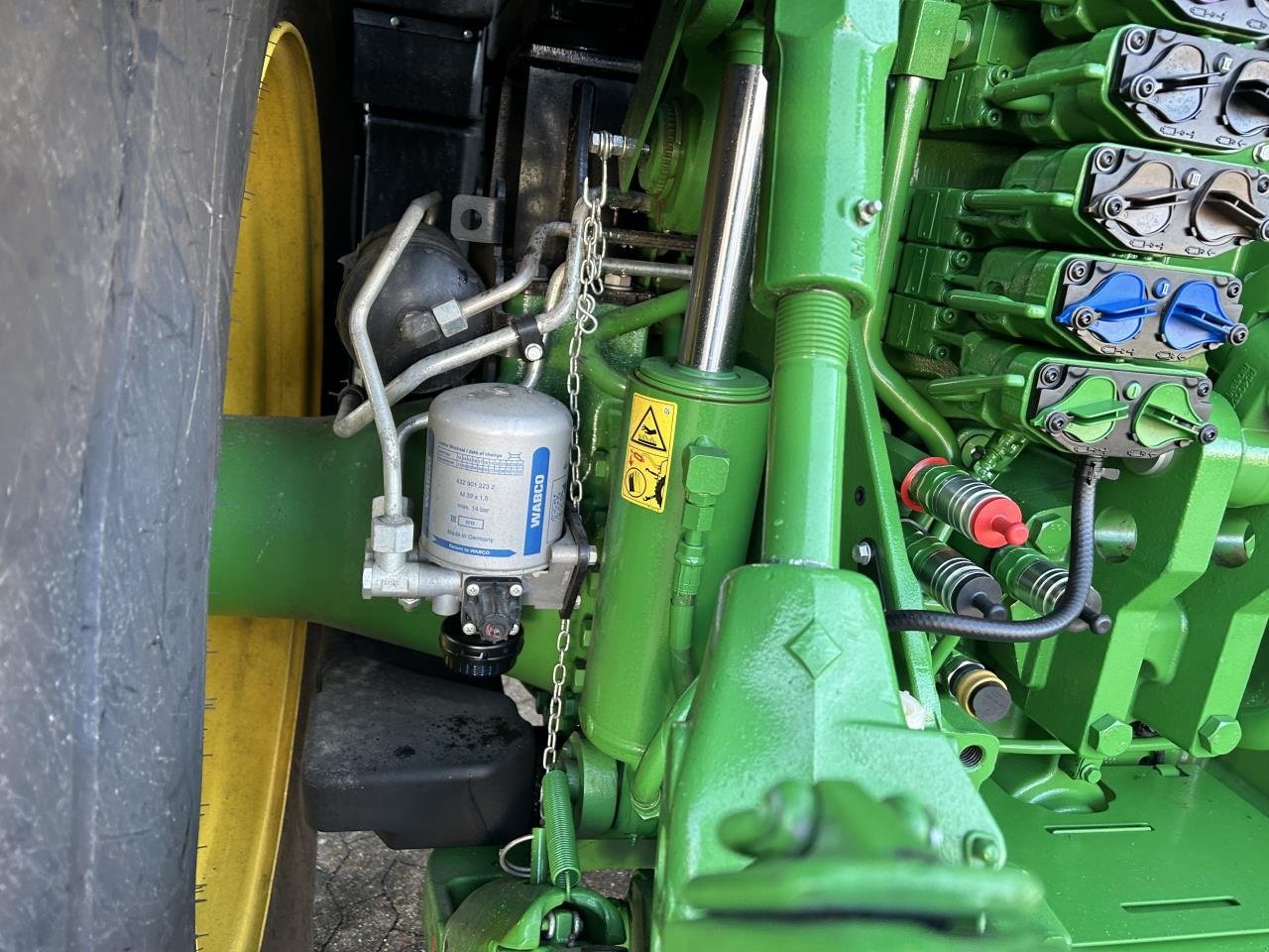 Traktor van het type John Deere 8R 310, Gebrauchtmaschine in Redsted M (Foto 7)