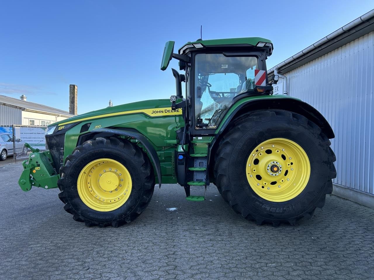 Traktor van het type John Deere 8R 310, Gebrauchtmaschine in Redsted M (Foto 2)