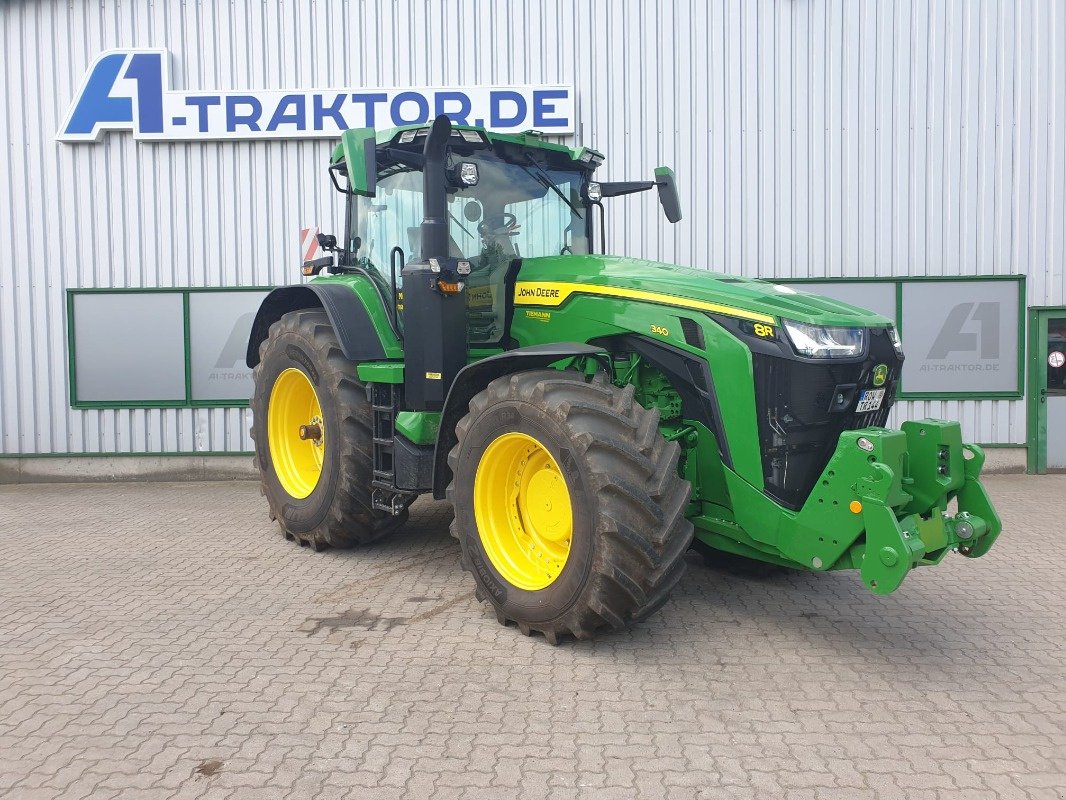 Traktor van het type John Deere 8R 340 **MIETRÜCKLÄUFER**, Gebrauchtmaschine in Sittensen (Foto 2)