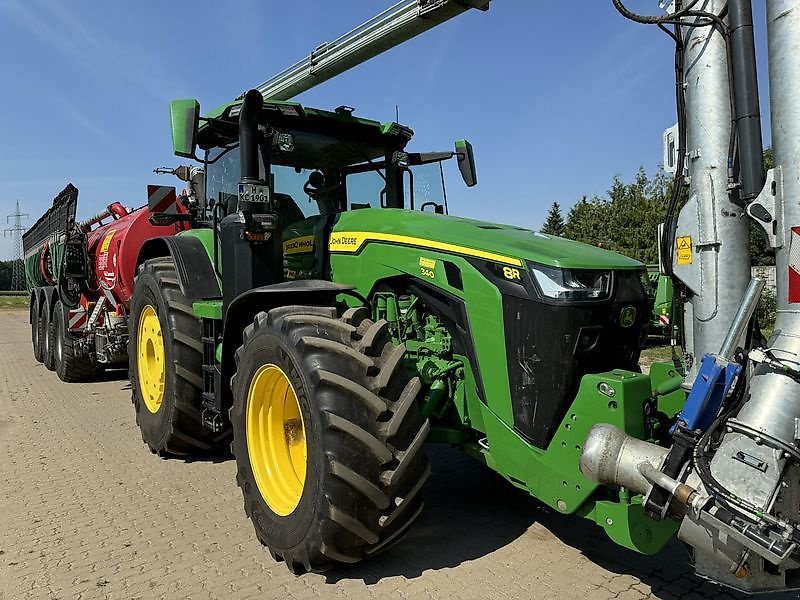 Traktor типа John Deere 8R 340, Gebrauchtmaschine в Schierling/Eggmühl (Фотография 1)