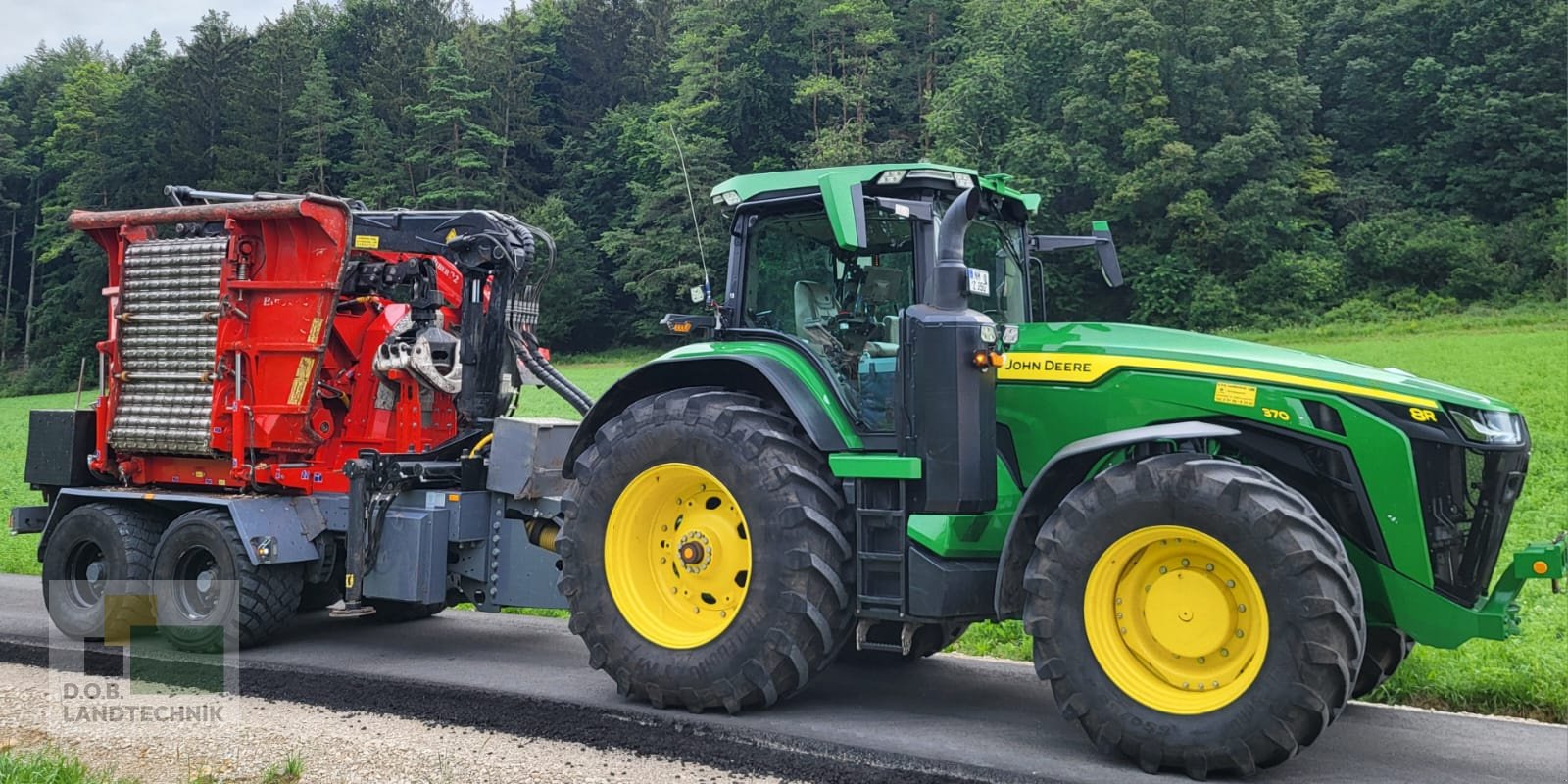 Traktor des Typs John Deere 8R 370 8R370 e23, Gebrauchtmaschine in Lauterhofen (Bild 2)