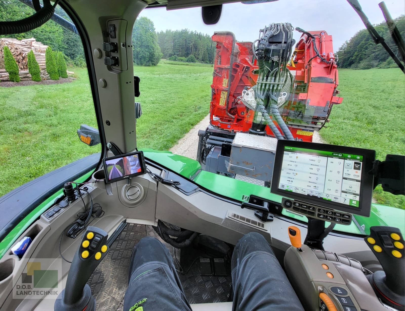 Traktor des Typs John Deere 8R 370 8R370 e23, Gebrauchtmaschine in Lauterhofen (Bild 7)