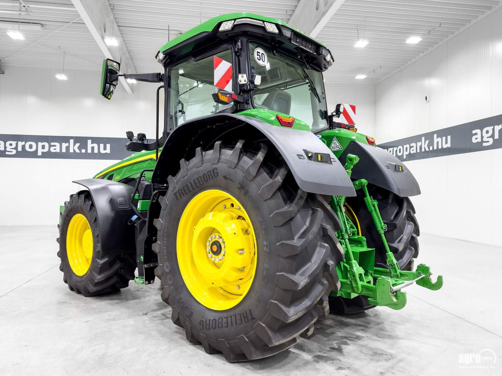 Traktor typu John Deere 8R 370 ILS, Gebrauchtmaschine w Csengele (Zdjęcie 4)