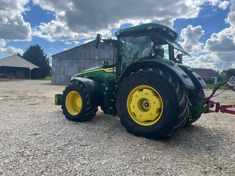 Traktor of the type John Deere 8R 370, Gebrauchtmaschine in LE PONT CHRETIEN (Picture 4)