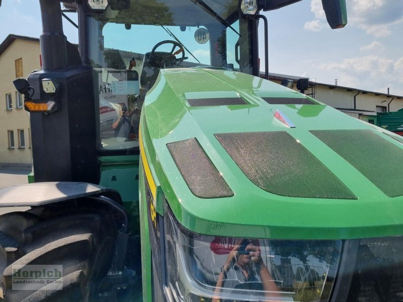 Traktor a típus John Deere 8R 370, Gebrauchtmaschine ekkor: Drebach