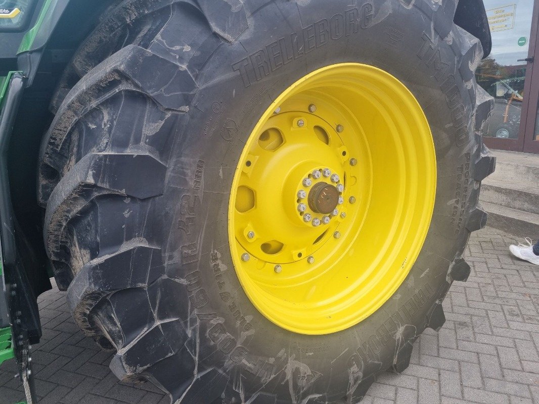 Traktor van het type John Deere 8R 410 e23 40, Gebrauchtmaschine in Neubrandenburg (Foto 12)