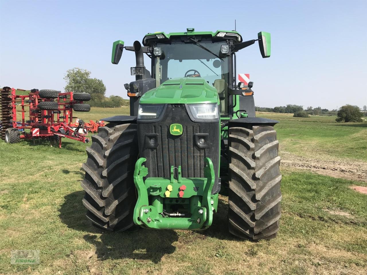 Traktor of the type John Deere 8R 410 (MY21), Gebrauchtmaschine in Alt-Mölln (Picture 3)