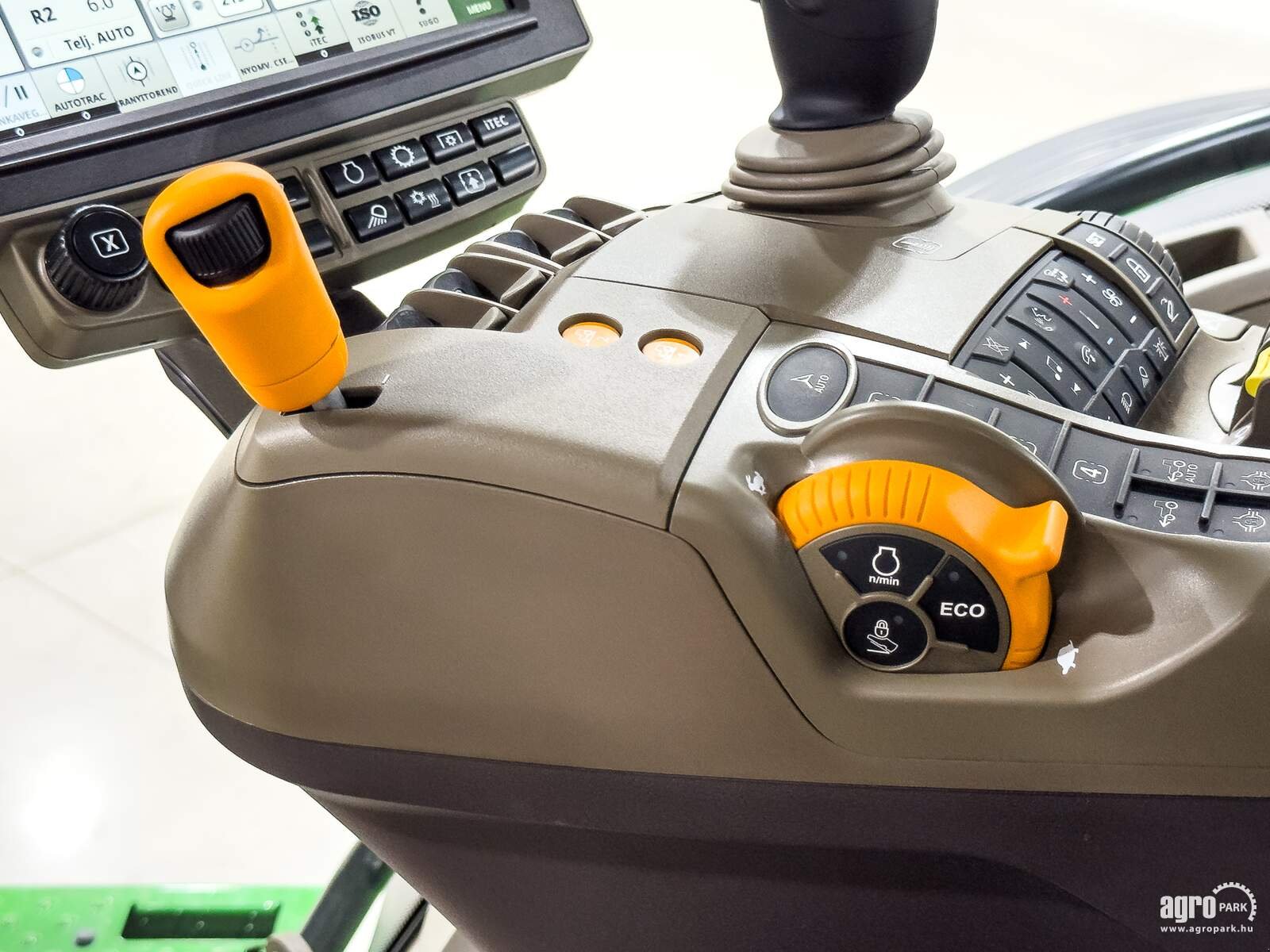 Traktor del tipo John Deere 8R 410, Gebrauchtmaschine In Csengele (Immagine 13)