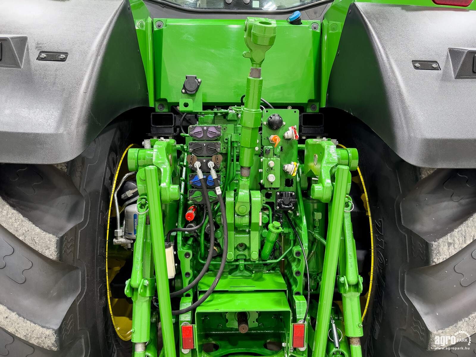 Traktor del tipo John Deere 8R 410, Gebrauchtmaschine en Csengele (Imagen 7)