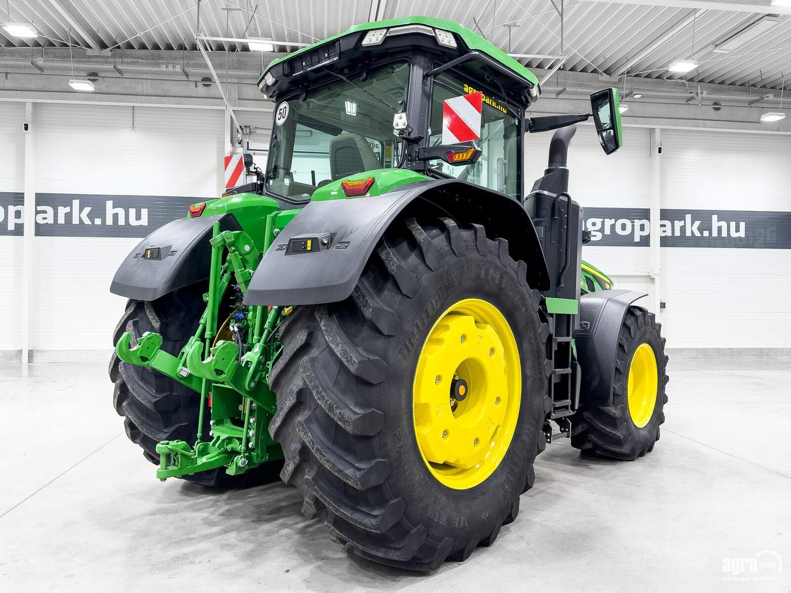 Traktor типа John Deere 8R 410, Gebrauchtmaschine в Csengele (Фотография 3)