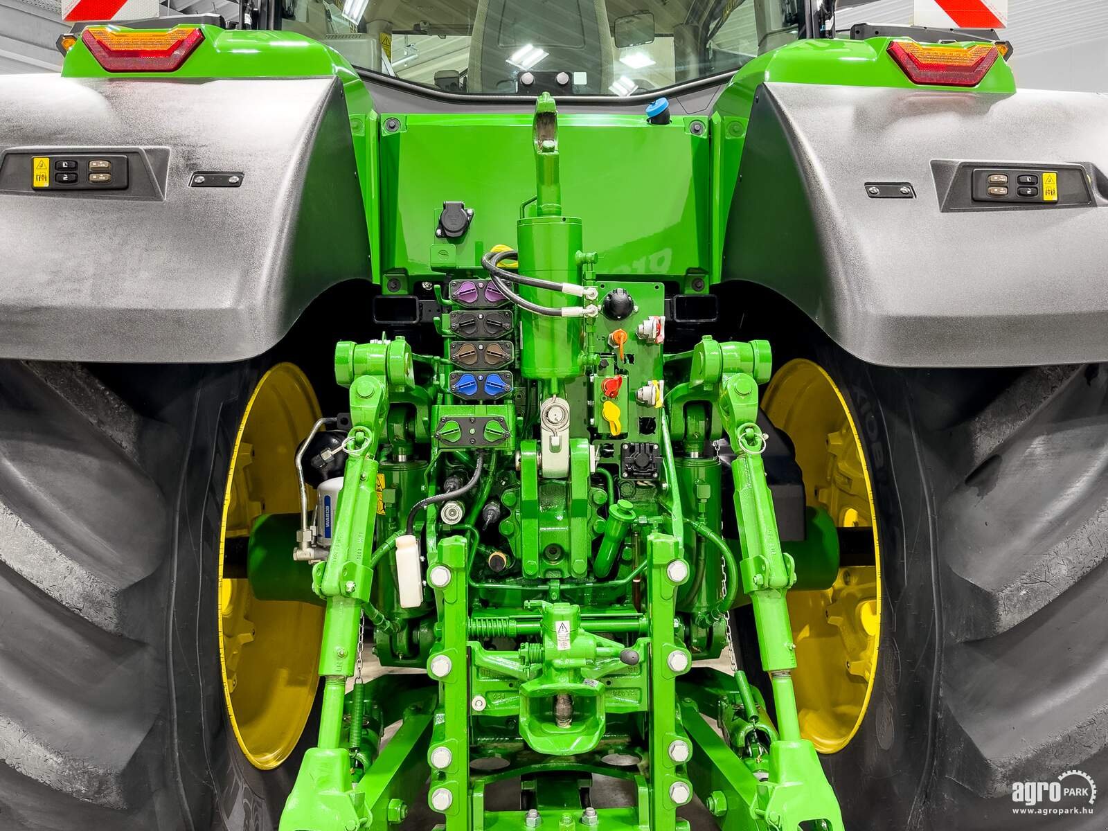 Traktor del tipo John Deere 8R 410, Gebrauchtmaschine en Csengele (Imagen 7)