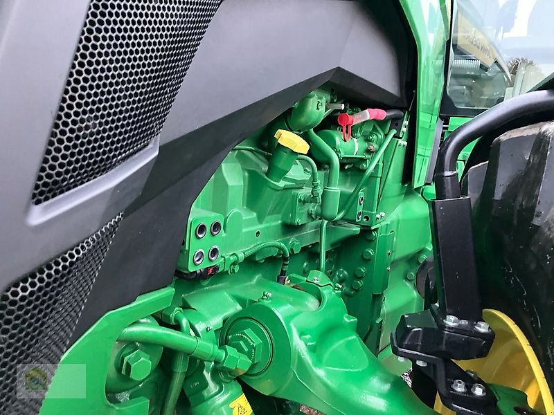 Traktor tip John Deere 8R340 *E23* Garantie bis 06/2025, Vorführmaschine in Salsitz (Poză 24)