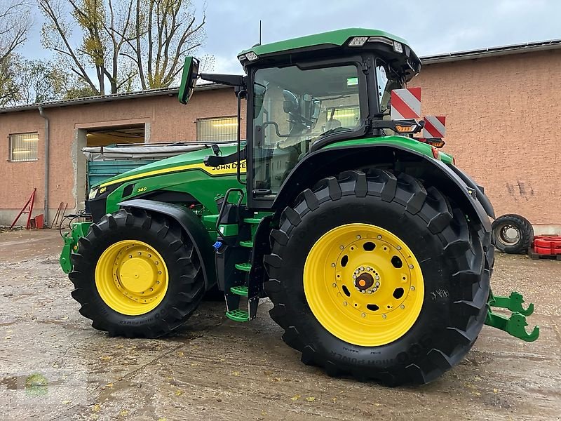 Traktor van het type John Deere 8R340 *E23* Garantie bis 06/2025, Vorführmaschine in Salsitz (Foto 20)