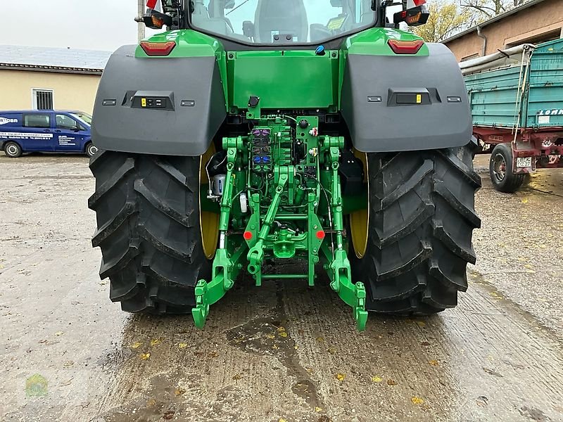 Traktor des Typs John Deere 8R340 *E23* Garantie bis 06/2025, Vorführmaschine in Salsitz (Bild 21)