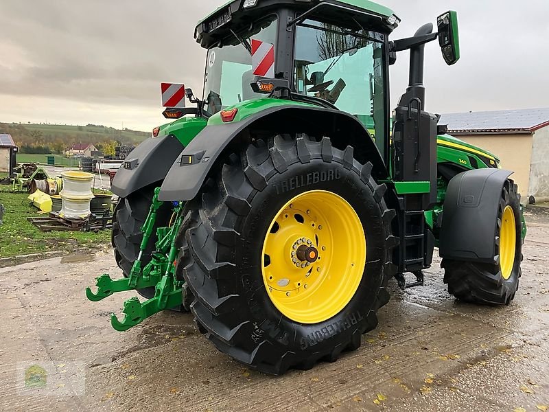 Traktor des Typs John Deere 8R340 *E23* Garantie bis 06/2025, Vorführmaschine in Salsitz (Bild 15)