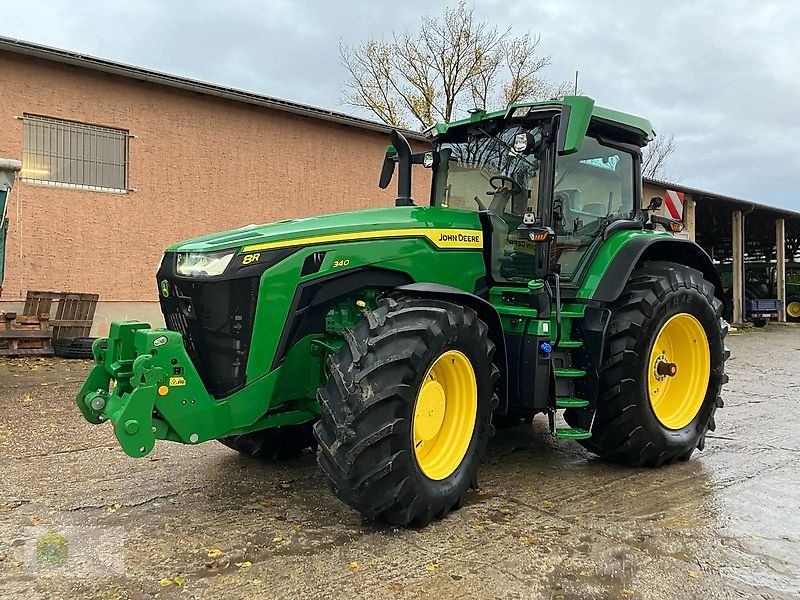 Traktor Türe ait John Deere 8R340 *E23* Garantie bis 06/2025, Vorführmaschine içinde Salsitz (resim 1)